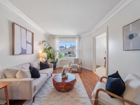 Photo 4 at 171 Hupfield Trail, Malvern, Toronto