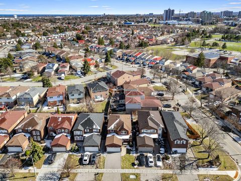 Photo 40 at 171 Hupfield Trail, Malvern, Toronto