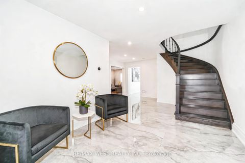 Photo 1 at 108 Poplar Heights Drive, Humber Valley, Toronto