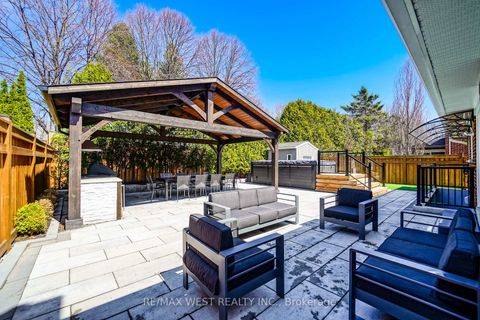 Photo 23 at 108 Poplar Heights Drive, Humber Valley, Toronto