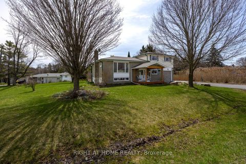 Photo 2 at 17 Crestview Avenue, Blackstock, Scugog