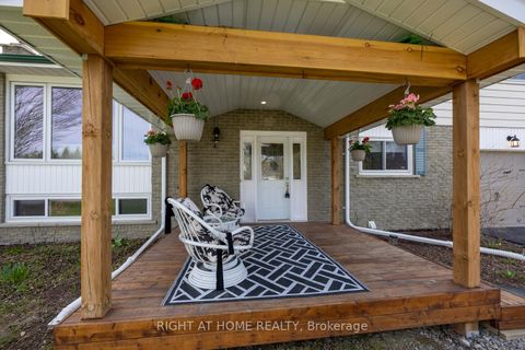 Photo 4 at 17 Crestview Avenue, Blackstock, Scugog