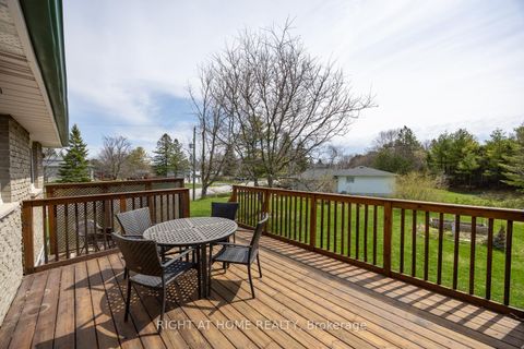 Photo 6 at 17 Crestview Avenue, Blackstock, Scugog