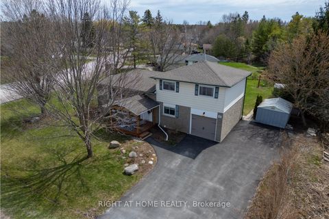 Photo 7 at 17 Crestview Avenue, Blackstock, Scugog