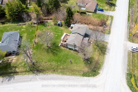 Photo 9 at 17 Crestview Avenue, Blackstock, Scugog