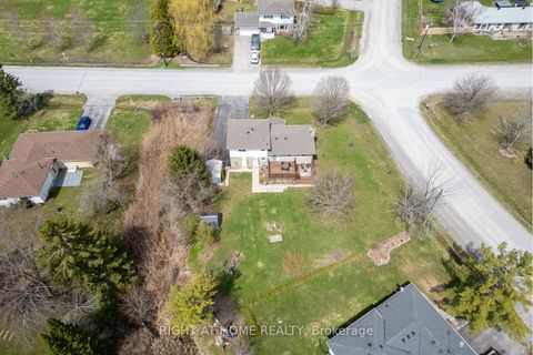Photo 41 at 17 Crestview Avenue, Blackstock, Scugog