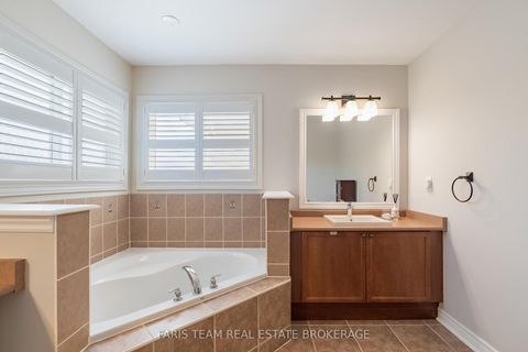 Photo 27 at 43 Maple Crown Terrace, Shore, Barrie