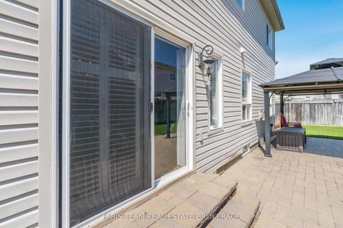 Photo 34 at 43 Maple Crown Terrace, Shore, Barrie