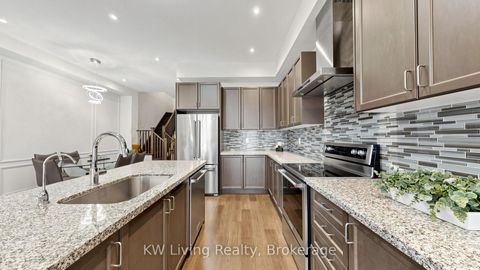 Photo 8 at 389 Elyse Court, Bayview Northeast, Aurora