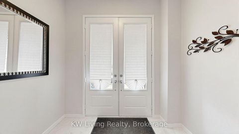 Photo 12 at 389 Elyse Court, Bayview Northeast, Aurora