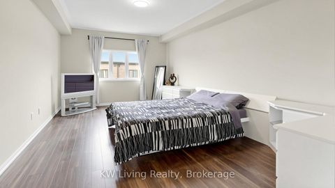 Photo 15 at 389 Elyse Court, Bayview Northeast, Aurora