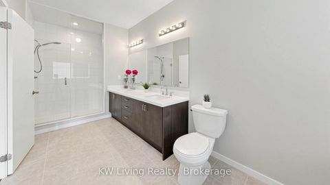 Photo 20 at 389 Elyse Court, Bayview Northeast, Aurora