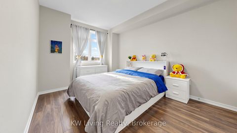 Photo 23 at 389 Elyse Court, Bayview Northeast, Aurora