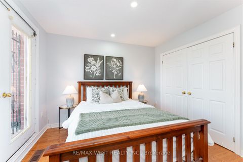 Photo 16 at 2 - 50 Markham Road, Scarborough Village, Toronto