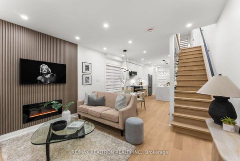 Photo 5 at 111 Glenmore Road, Woodbine Corridor, Toronto