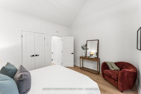 Photo 17 at 111 Glenmore Road, Woodbine Corridor, Toronto