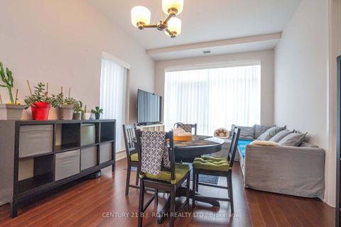 Photo 16 at 313 - 15277 Yonge Street S, Aurora Village, Aurora
