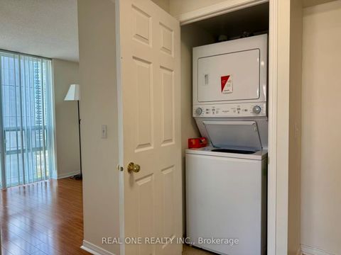 Photo 6 at 1507 - 15 Michael Power Place, City Centre West, Toronto