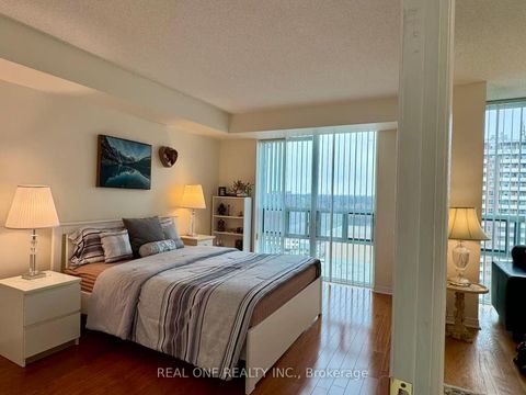 Photo 13 at 1507 - 15 Michael Power Place, City Centre West, Toronto