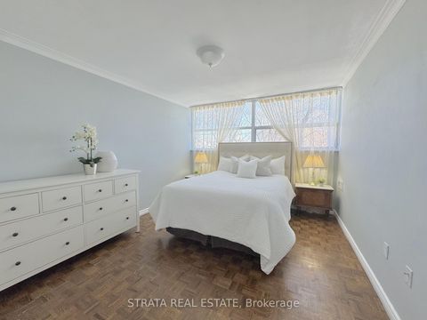 Photo 7 at 203 - 3555 Bathurst Street, Nortown, Toronto