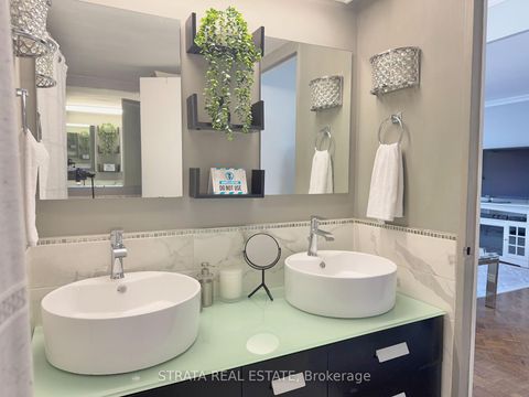 Photo 10 at 203 - 3555 Bathurst Street, Nortown, Toronto