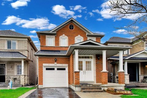 Photo 1 at 40 Teal Crescent, Vellore Village, Vaughan