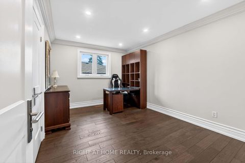 Photo 7 at 397 Maple Leaf Drive, Maple Leaf, Toronto