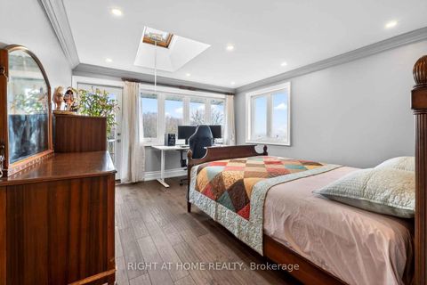 Photo 9 at 397 Maple Leaf Drive, Maple Leaf, Toronto
