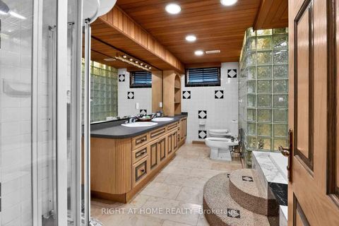 Photo 17 at 397 Maple Leaf Drive, Maple Leaf, Toronto