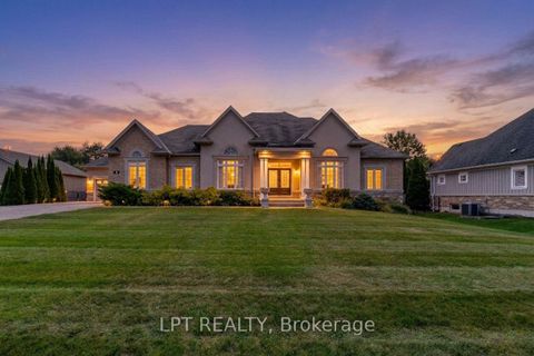 Photo 0 at 5 Wolford Court, Historic Lakeshore Communities, Georgina