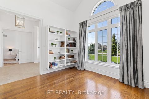 Photo 12 at 5 Wolford Court, Historic Lakeshore Communities, Georgina