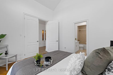 Photo 29 at 5 Wolford Court, Historic Lakeshore Communities, Georgina