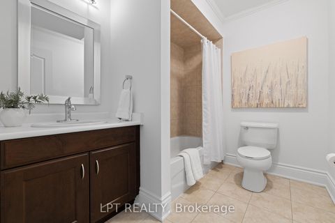 Photo 37 at 5 Wolford Court, Historic Lakeshore Communities, Georgina