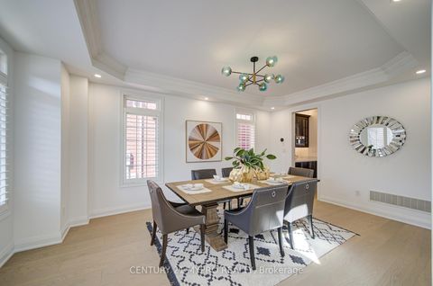 Photo 9 at 64 Glengordon Crescent, Devil's Elbow, Markham