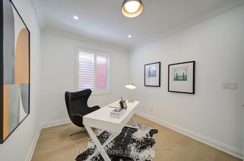 Photo 21 at 64 Glengordon Crescent, Devil's Elbow, Markham