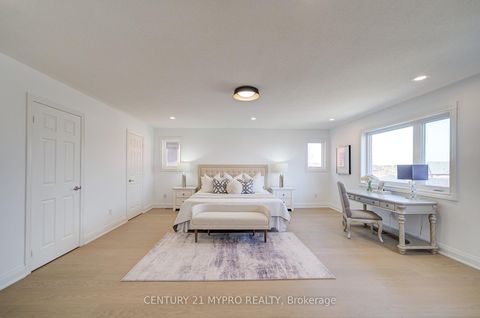 Photo 24 at 64 Glengordon Crescent, Devil's Elbow, Markham