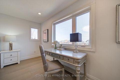 Photo 25 at 64 Glengordon Crescent, Devil's Elbow, Markham