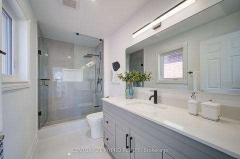 Photo 29 at 64 Glengordon Crescent, Devil's Elbow, Markham