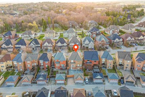 Photo 41 at 64 Glengordon Crescent, Devil's Elbow, Markham