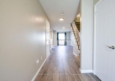 Photo 3 at 92 Cunningham Drive, Ardagh, Barrie