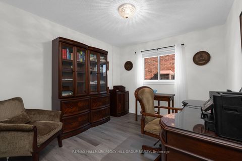 Photo 7 at 142 Ferndale Drive S, Ardagh, Barrie