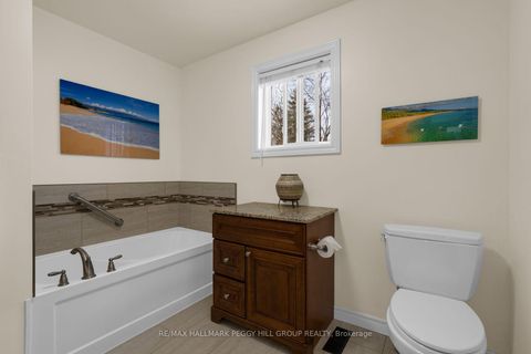 Photo 12 at 142 Ferndale Drive S, Ardagh, Barrie