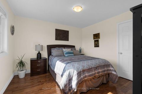Photo 14 at 142 Ferndale Drive S, Ardagh, Barrie