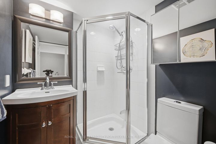 Photo 13 at 1208 - 18 Kenaston Gardens, Bayview Village, Toronto