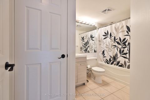 Photo 28 at 2201 - 18 Spring Garden Avenue, Willowdale East, Toronto