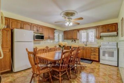Photo 7 at 100 Newlands Avenue, Birchmount, Toronto