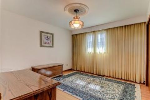 Photo 10 at 100 Newlands Avenue, Birchmount, Toronto