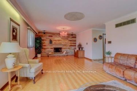 Photo 18 at 100 Newlands Avenue, Birchmount, Toronto