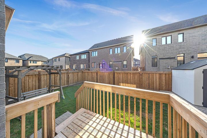 Photo 21 at 10 Nigh Drive, Middlefield, Markham