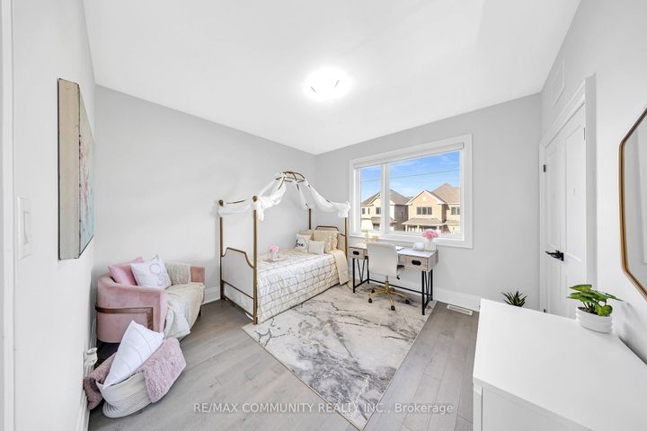 Photo 23 at 10 Nigh Drive, Middlefield, Markham